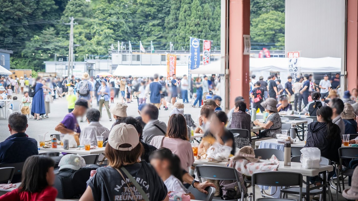 にぎわう会場全体の様子